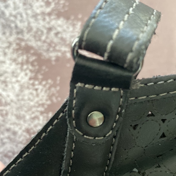 Shoes - Picture 8 of 11